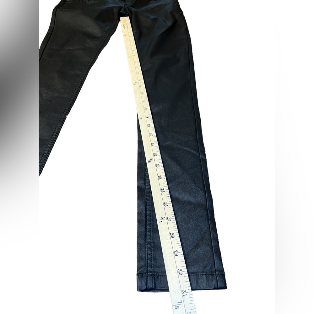 Mama Licious MATERNITY COATED SKINNY JEANS IN BLACK - Picture 10 of 14